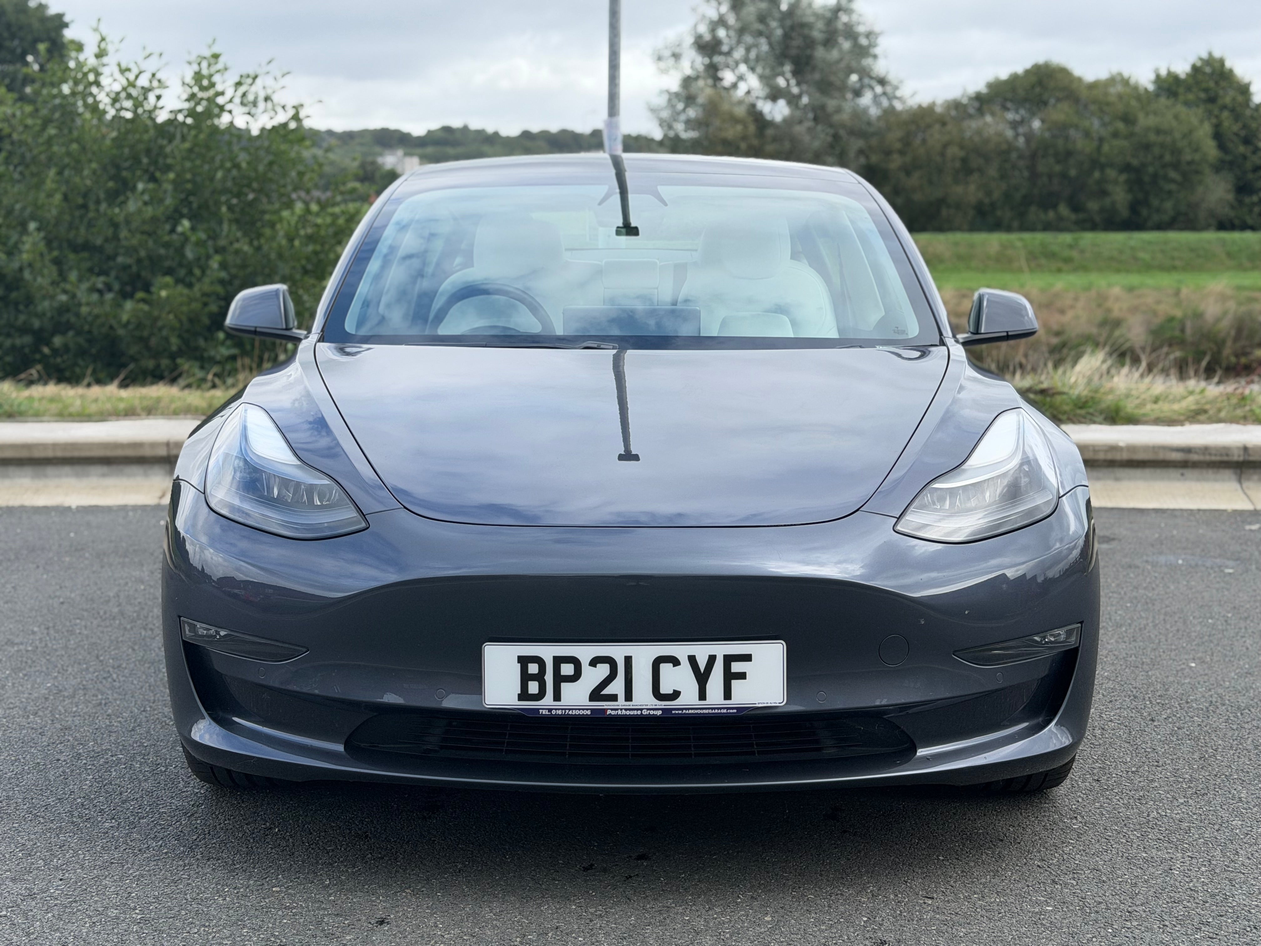 Tesla Model 3 (Dual Motor) Long Range Auto 4WDE 4dr -