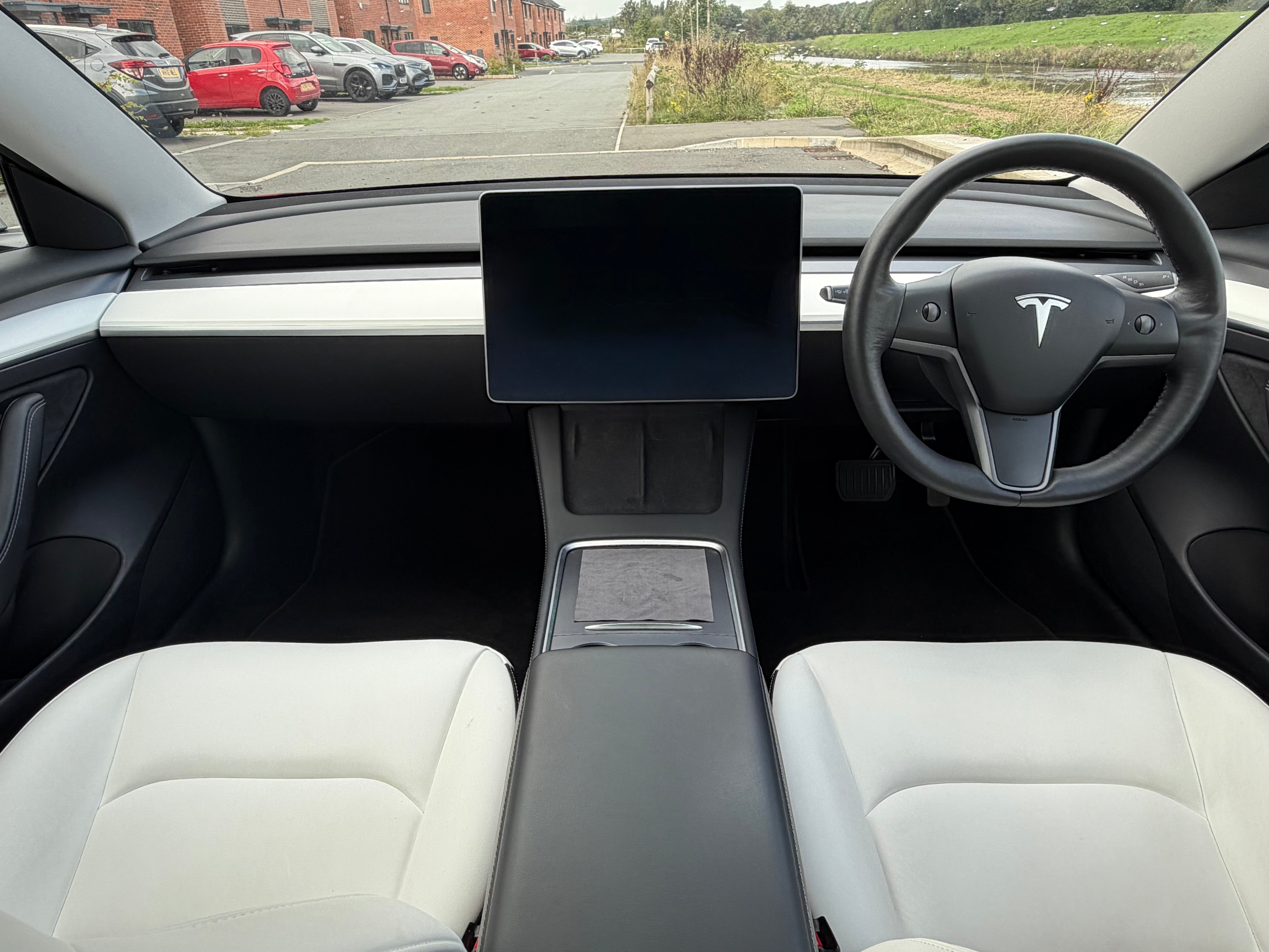 Tesla Model 3 (Dual Motor) Long Range Auto 4WDE 4dr -