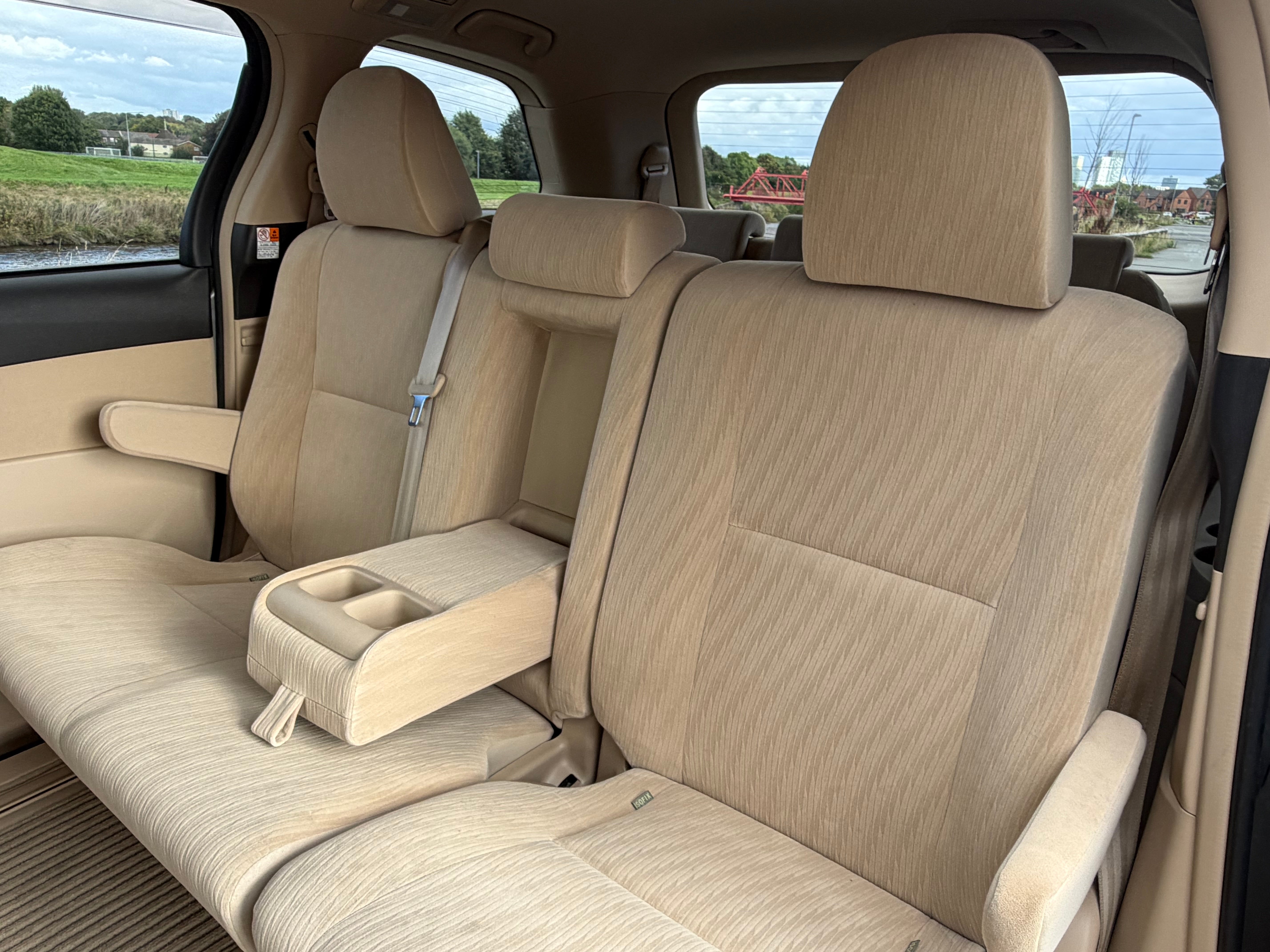 TOYOTA ESTIMA - 1 Owner. Low Miles. Excellent Condition