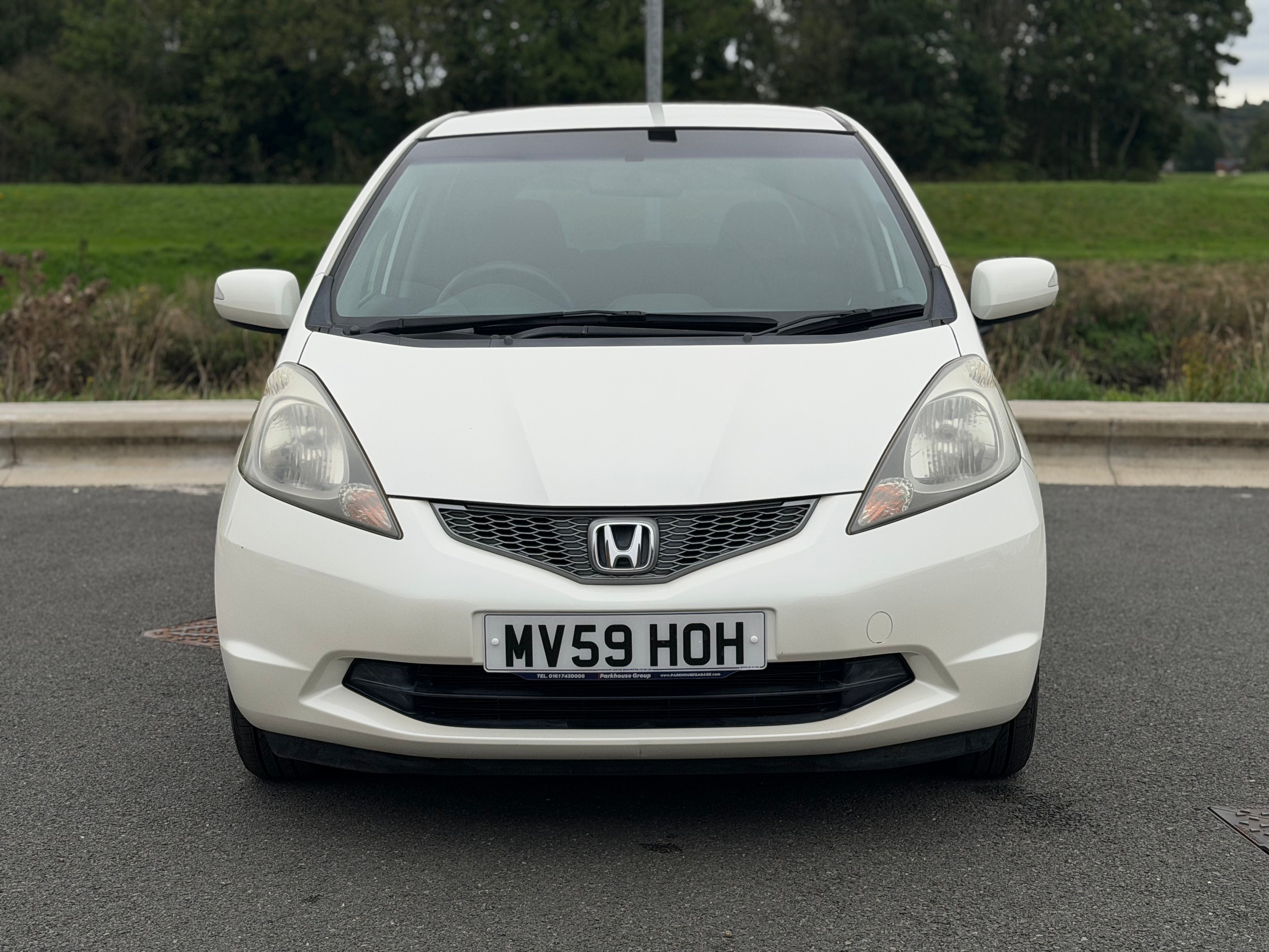 HONDA JAZZ - 1 Owner. Car Play. Rev Camera