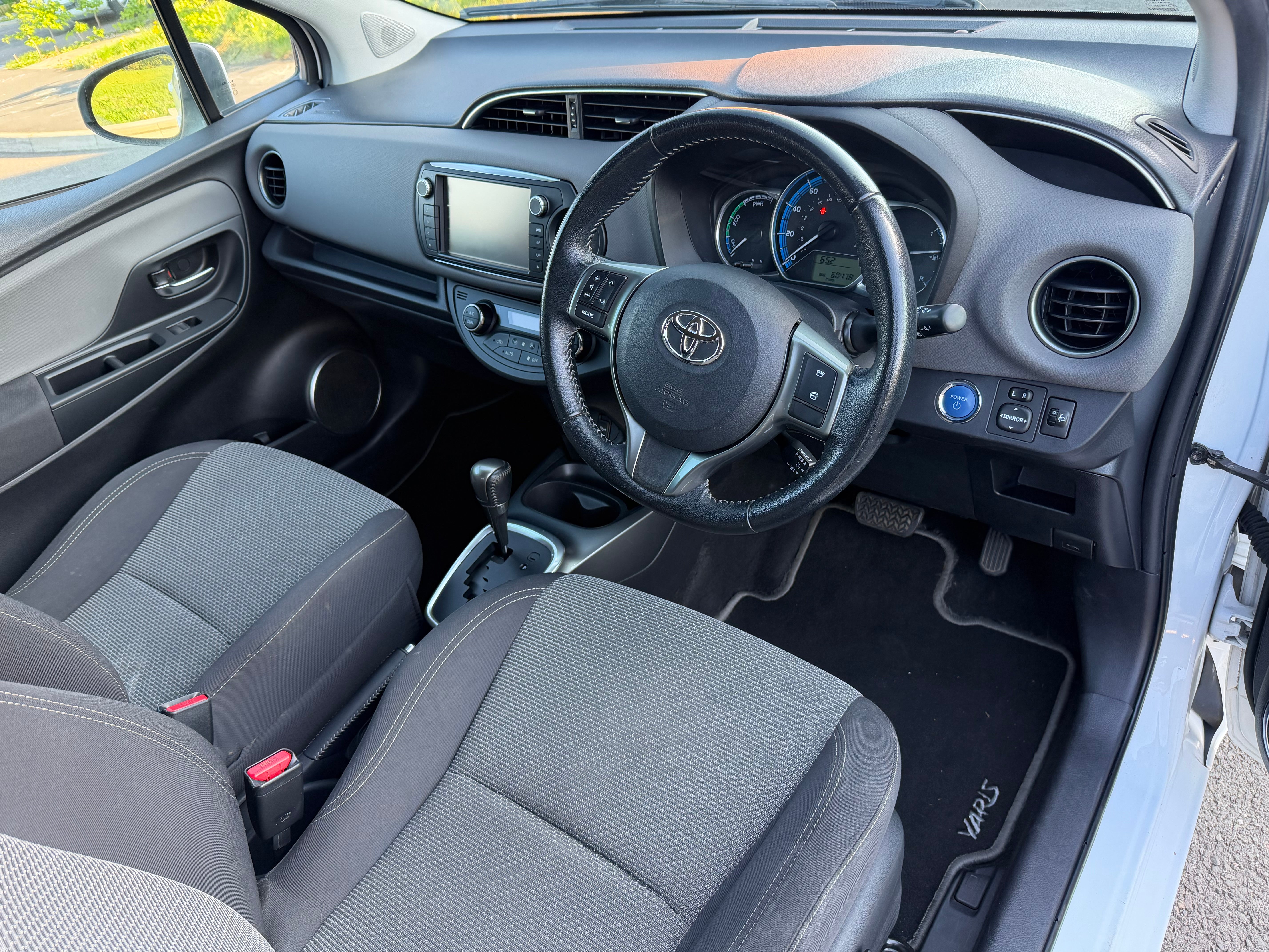 TOYOTA YARIS VVT-H ICON E-CVT - Low Miles. Hybrid. Superb Condition