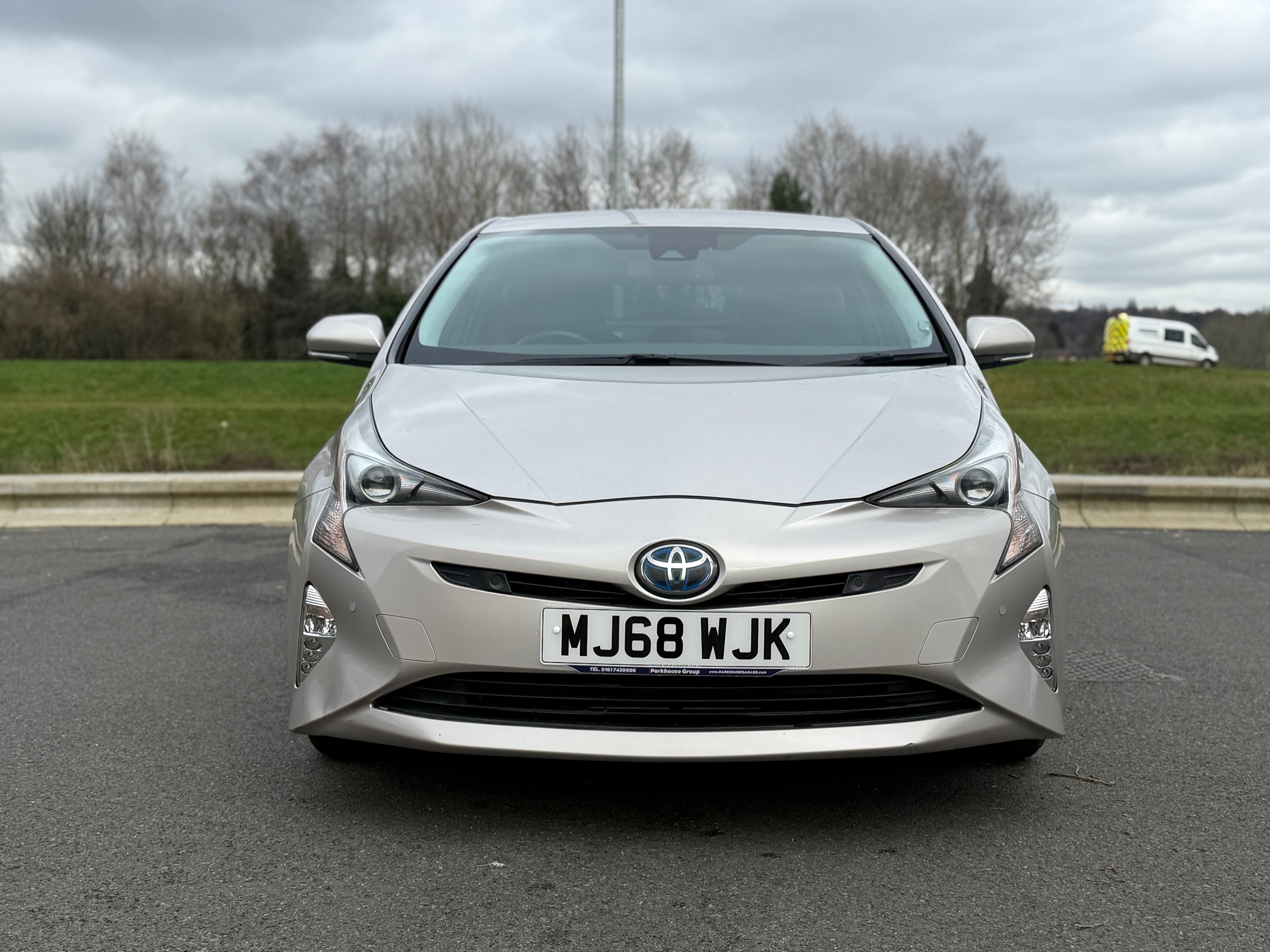 TOYOTA PRIUS VVT-H - 1 Owner. Full Service History