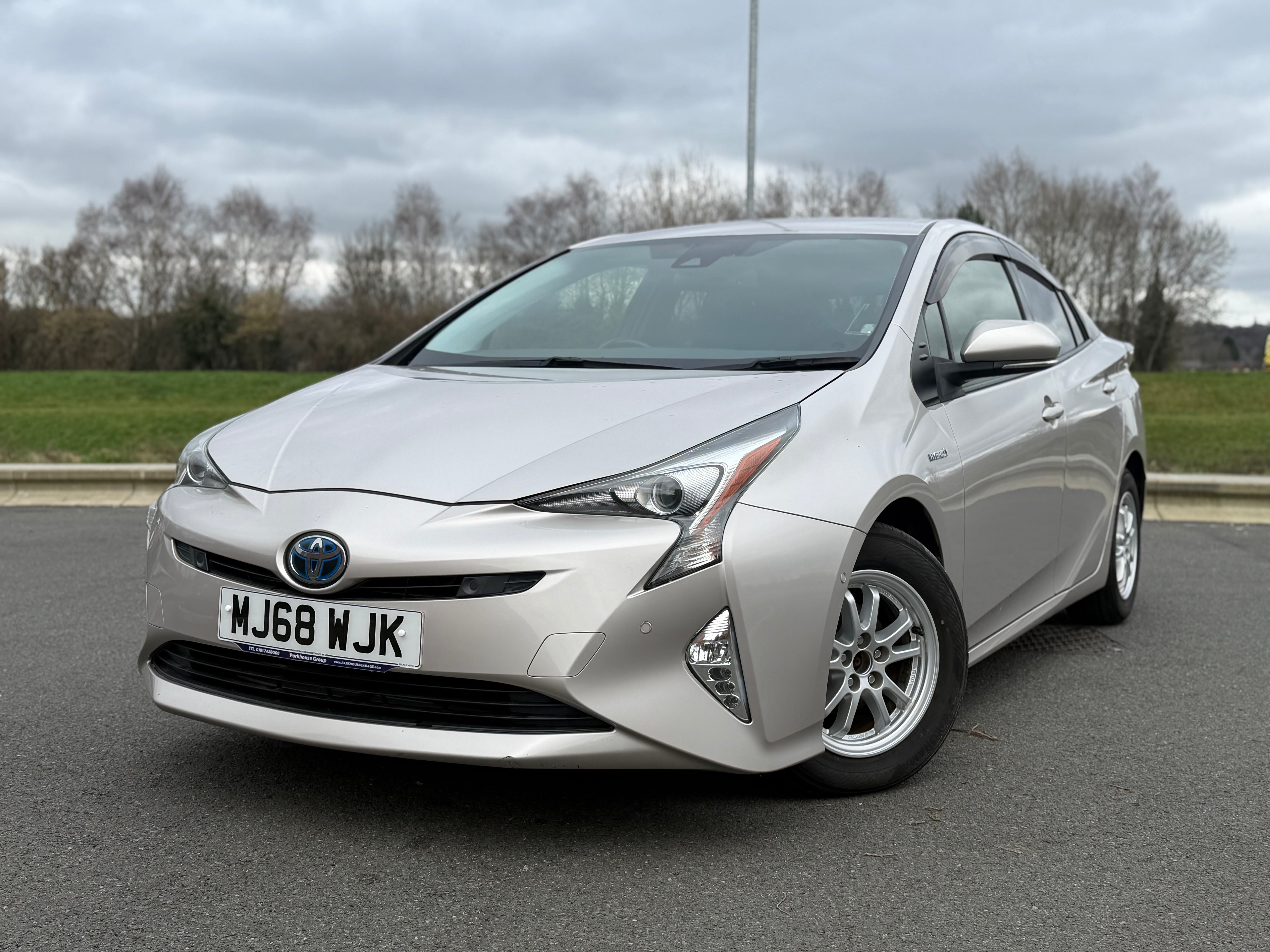 TOYOTA PRIUS VVT-H - 1 Owner. Full Service History