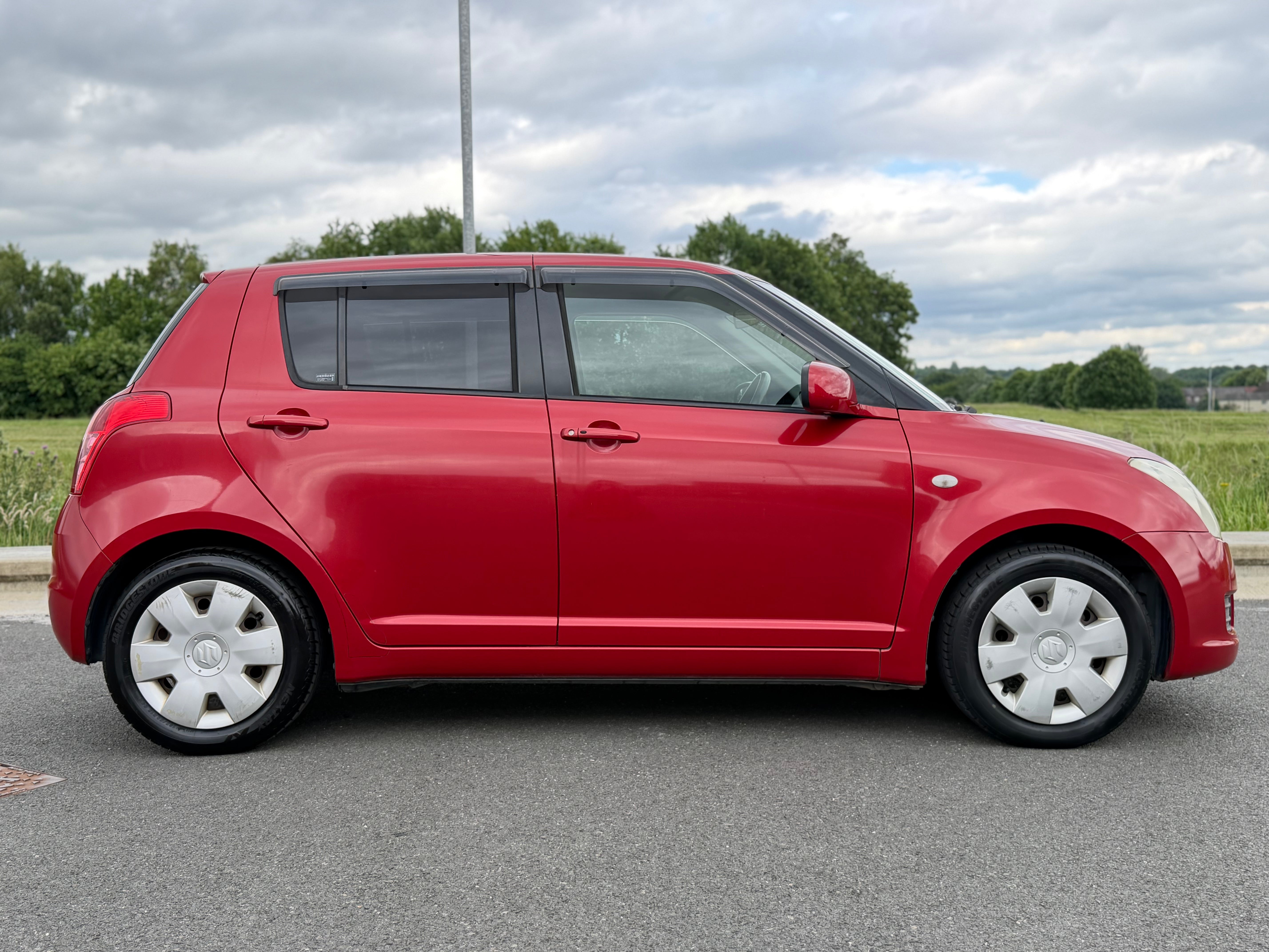 SUZUKI SWIFT - 1 Owner. Dash Camera. Turn Key Ignition
